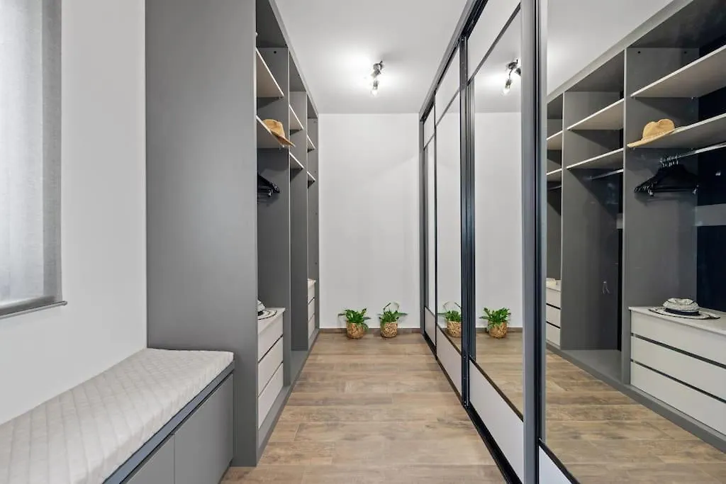Villa Sogno Istriano By Istrialux Kanfanar 0*,  Croatia